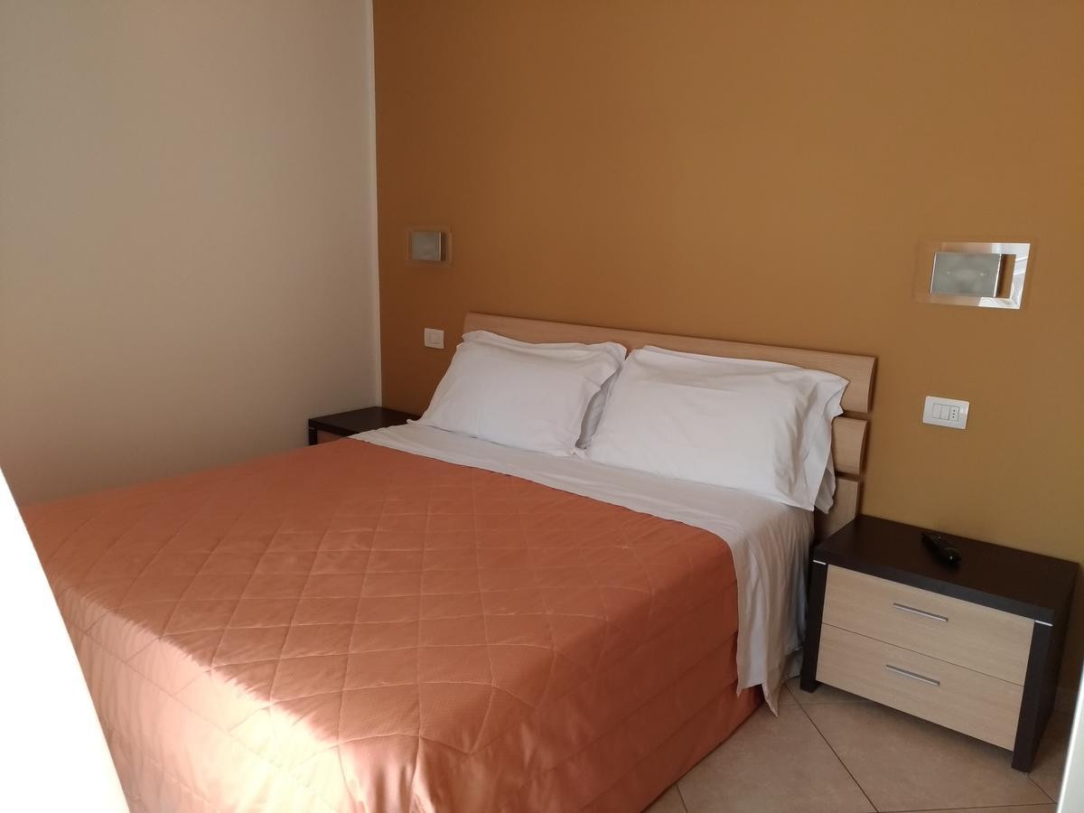 Residence Ilario Suite Hotel Riccione Zewnętrze zdjęcie
