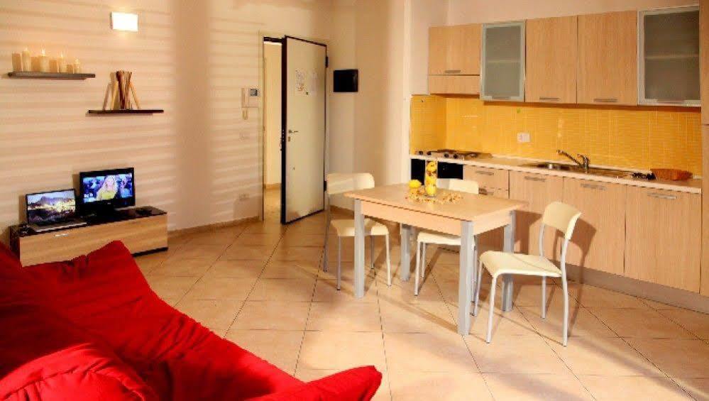 Residence Ilario Suite Hotel Riccione Zewnętrze zdjęcie